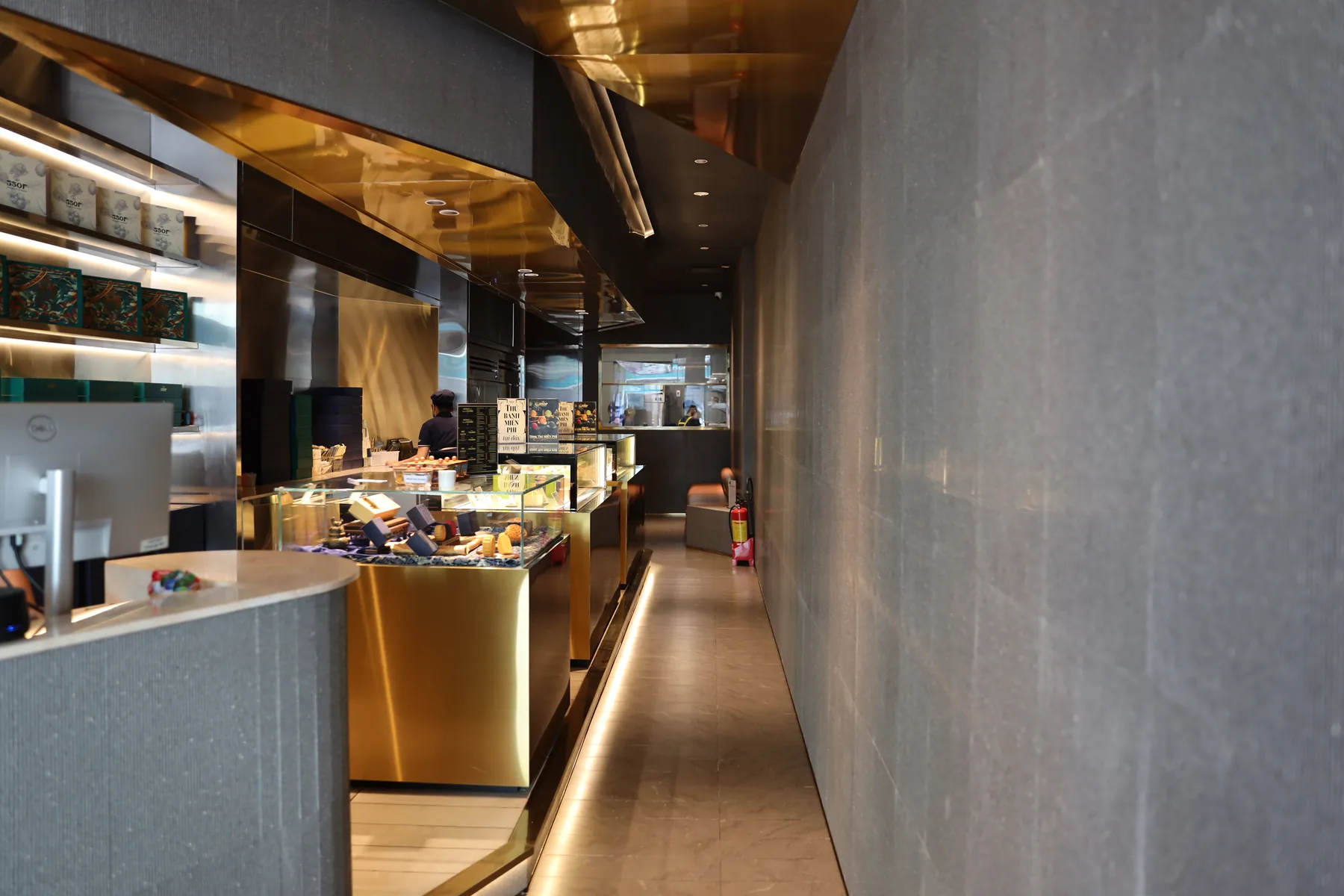 350F – Dessert and Coffee (chi nhánh 2)